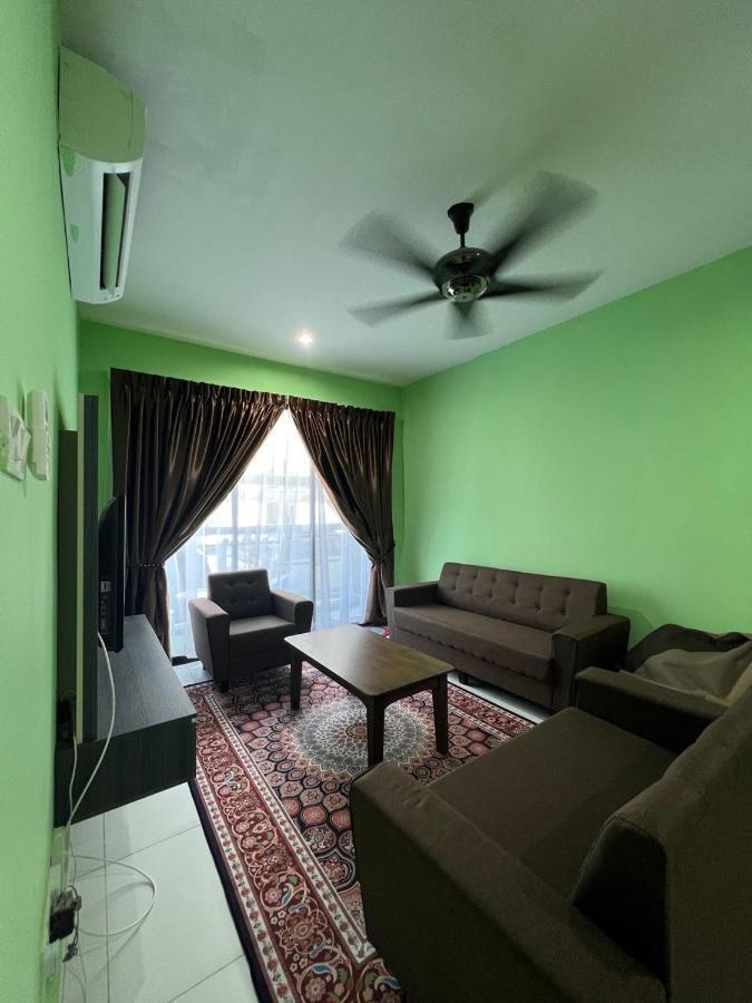 Faiz Homestay Kuching Luaran gambar